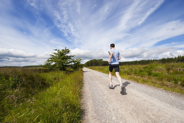 Unlocking the Secrets of Health and Wellness A Guide to Reading and Applying the Wisdom of Fitness Books