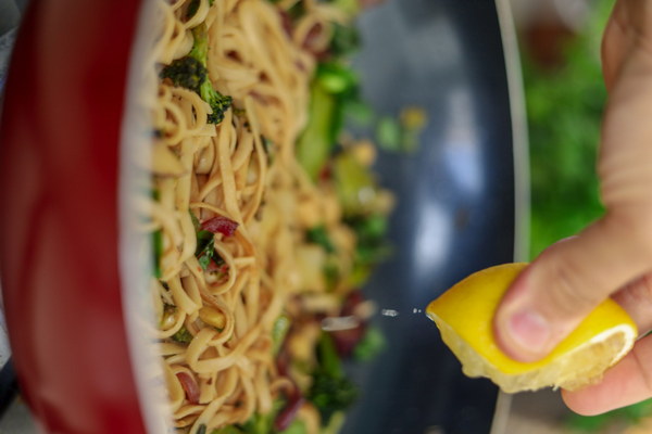 Boost Your Liver and Lungs A Guide to StirFrying for Health