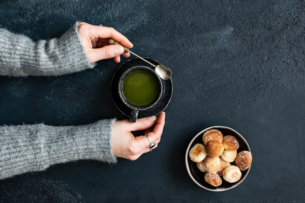 油茶で湿気を取り除く伝統の漢方茶の効能とは