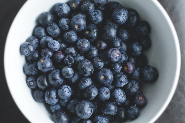 The Top 5 Anti-Aging Fruits Boost Your Skin's Youthful Glow Naturally!